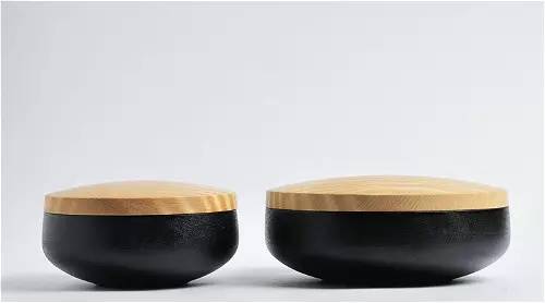 这对夫妇的木作漆器 餐桌上的温暖与匠心